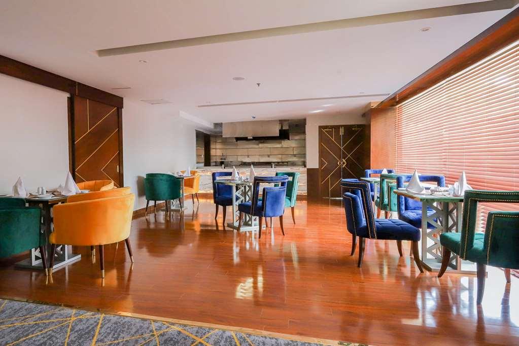 Best Western Premier Islamabad 호텔 레스토랑 사진